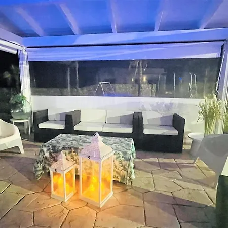 Luxury & Pool *