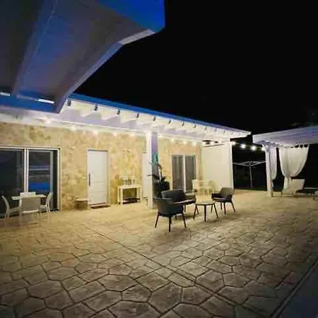 Apartmán Luxury & Pool Lequile