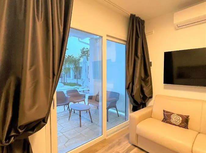 Luxury & Pool * 레퀼레