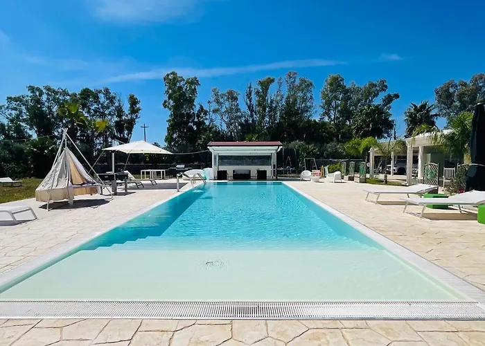 Luxury & Pool 아파트 레퀼레