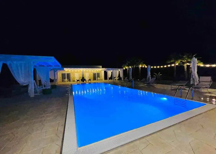 아파트 Luxury & Pool *