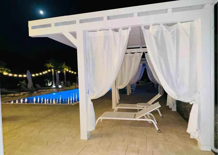 Luxury & Pool 아파트 *