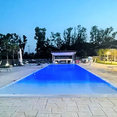 Luxury & Pool * Lequile