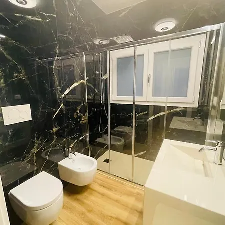 Luxury & Pool Apartment Lequile