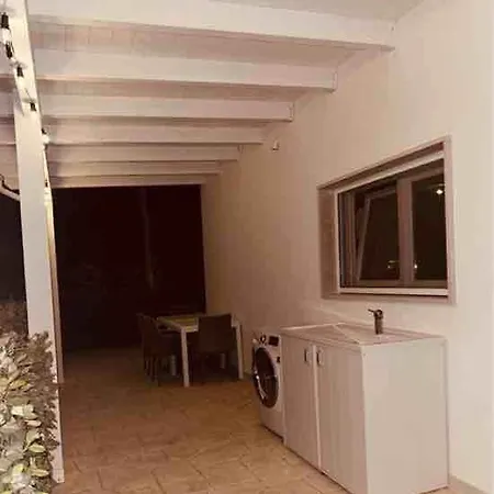 Luxury & Pool Lequile