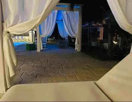 Luxury & Pool By Symphonya Luxury * Lequile